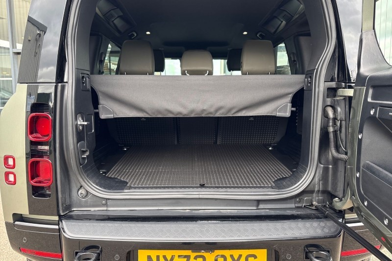 Used Land Rover Defender 2023 for sale - 77819265: Photo 10