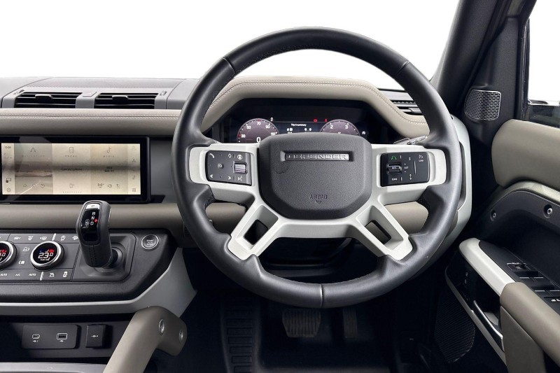 Used Land Rover Defender 2023 for sale - 77819265: Photo 15