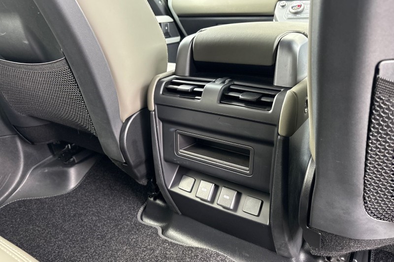Used Land Rover Defender 2023 for sale - 77819265: Photo 18