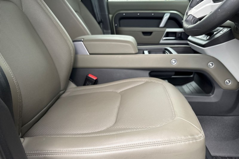 Used Land Rover Defender 2023 for sale - 77819265: Photo 25