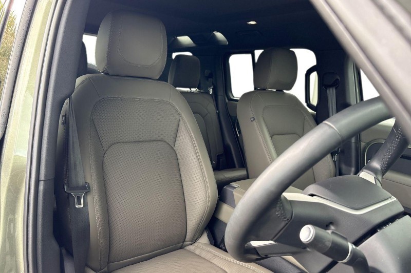 Used Land Rover Defender 2023 for sale - 77819265: Photo 26