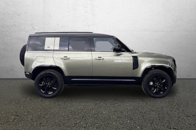 Used Land Rover Defender 2023 for sale - 77819265: Photo 5