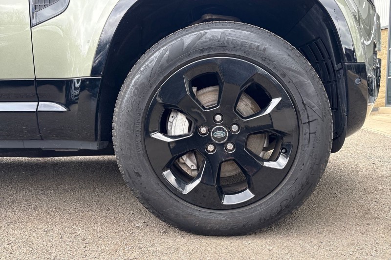 Used Land Rover Defender 2023 for sale - 77819265: Photo 8