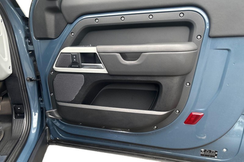 Used Land Rover Defender 2024 for sale - 77417093: Photo 22