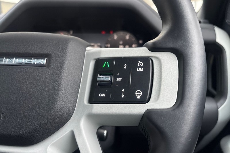 Used Land Rover Defender 2024 for sale - 77417093: Photo 29