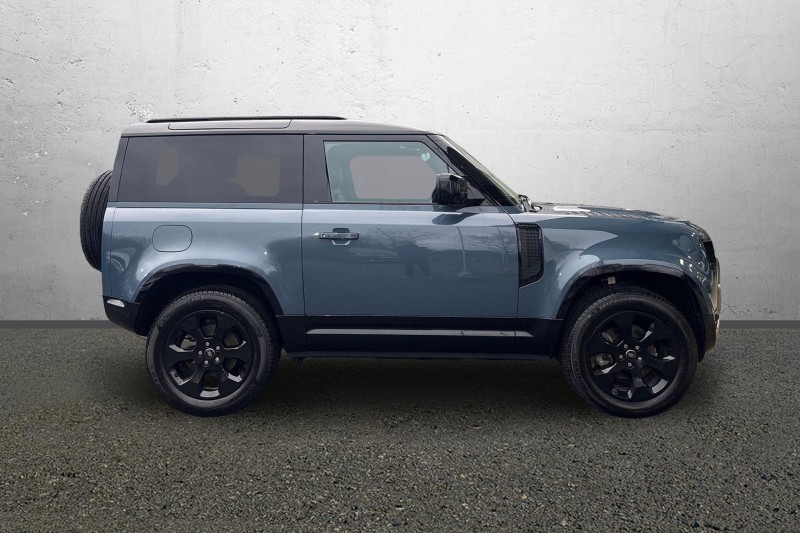 Used Land Rover Defender 2024 for sale - 77417093: Photo 5