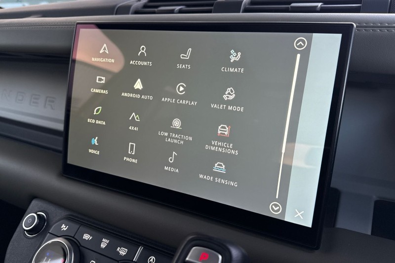 Used Land Rover Defender 2022 for sale - 77662136: Photo 31