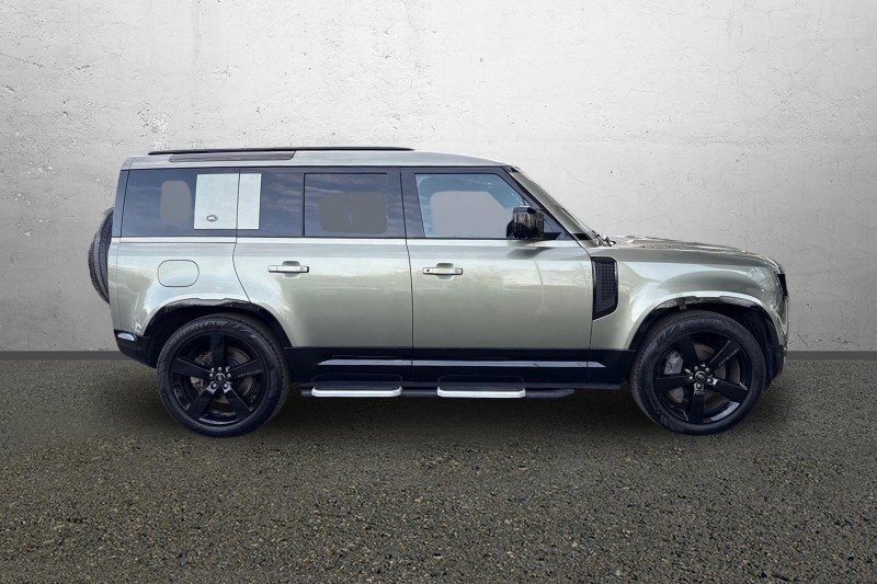 Used Land Rover Defender 2022 for sale - 77662136: Photo 5