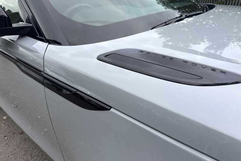 Used Land Rover Range Rover Velar 2025 for sale - 76980814: Photo 20