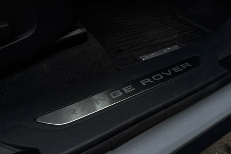 Used Land Rover Range Rover Velar 2025 for sale - 76980814: Photo 36