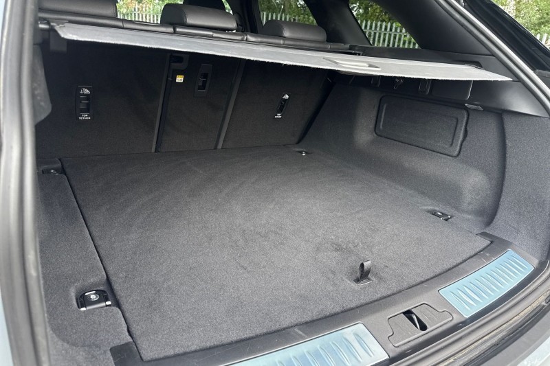 Used Land Rover Range Rover Velar 2025 for sale - 76980814: Photo 37