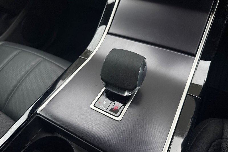 Used Land Rover Range Rover Evoque 2025 for sale - 76980802: Photo 13