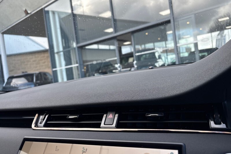 Used Land Rover Range Rover Evoque 2024 for sale - 77877735: Photo 37