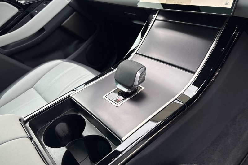 Used Land Rover Range Rover Evoque 2025 for sale - 77997089: Photo 13