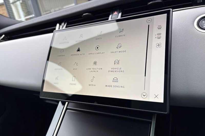 Used Land Rover Range Rover Evoque 2025 for sale - 77997089: Photo 33