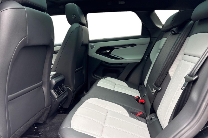 Used Land Rover Range Rover Evoque 2025 for sale - 77997089: Photo 4