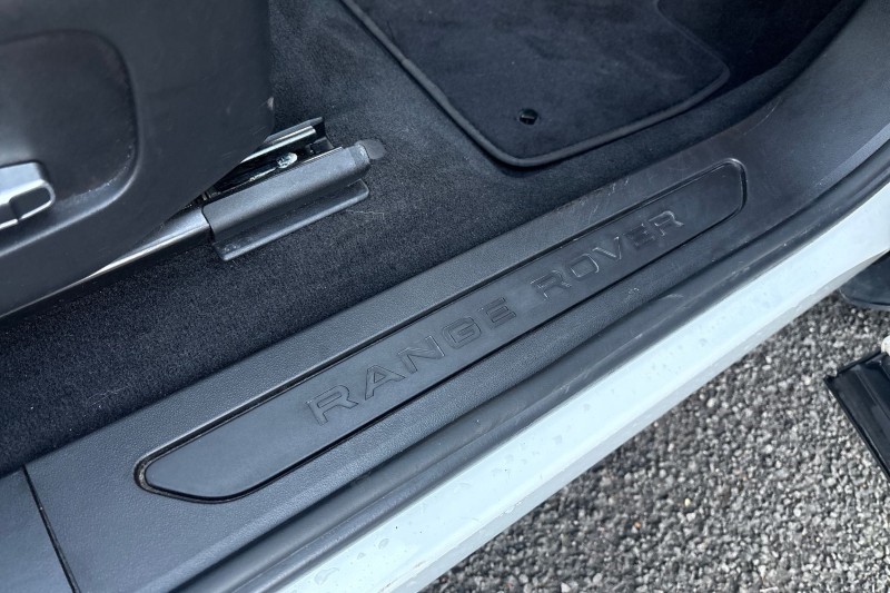 Used Land Rover Range Rover Evoque 2021 for sale - 76981574: Photo 41