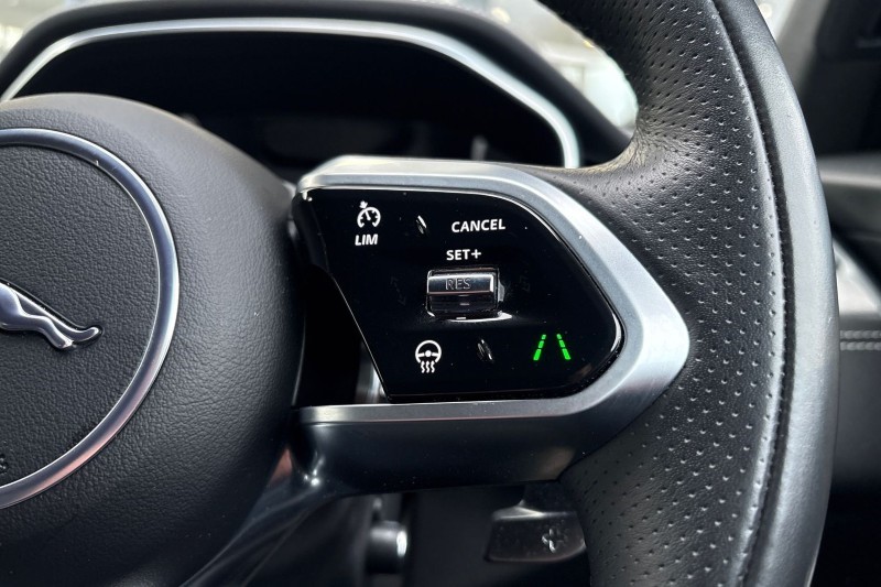 Used Jaguar F-Pace 2022 for sale - 77700983: Photo 29