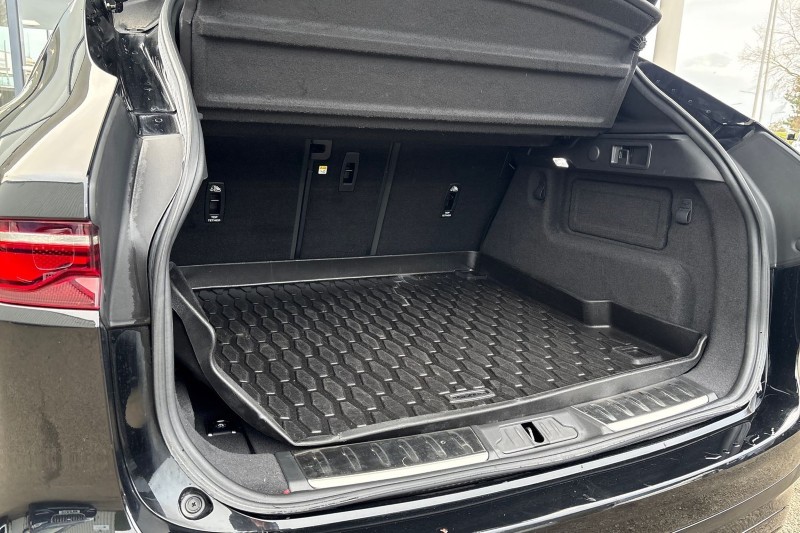 Used Jaguar F-Pace 2022 for sale - 77700983: Photo 42