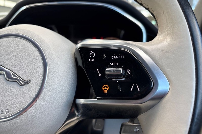 Used Jaguar F-Pace 2023 for sale - 78090468: Photo 30