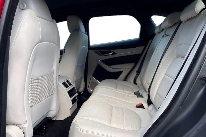 Used Jaguar F-Pace 2023 for sale - 78090468: Photo 5