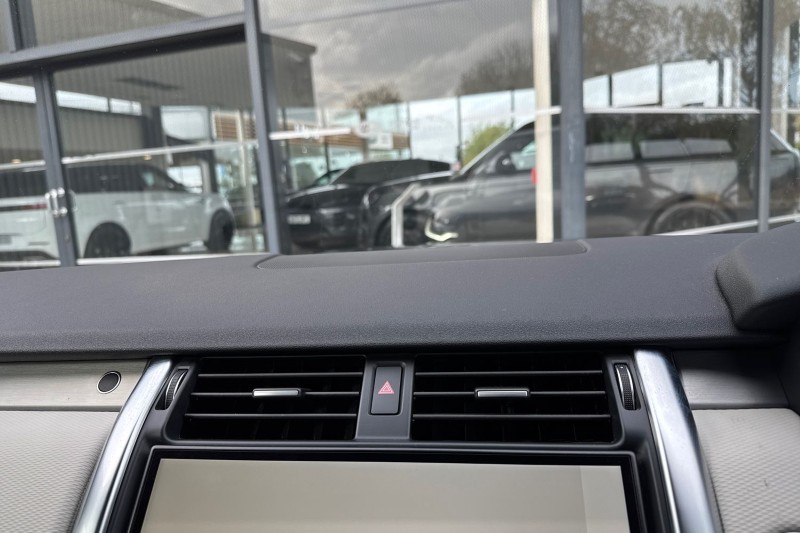 Used Land Rover Discovery 2022 for sale - 76981162: Photo 38