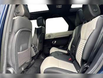 Used Land Rover Discovery 2022 for sale - 76981162: Photo