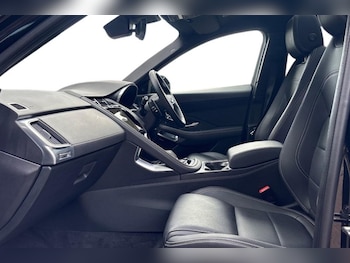 Used Jaguar E-Pace 2023 for sale - 79111441: Photo