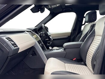 Used Land Rover Discovery 2021 for sale - 78392910: Photo