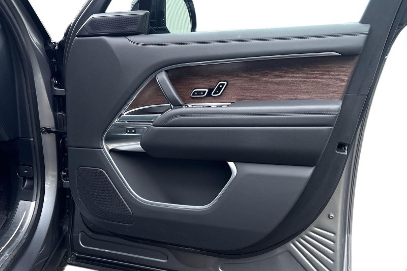 Used Land Rover Range Rover 2025 for sale - 77285796: Photo 23