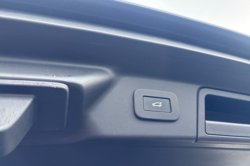 Used Land Rover Range Rover Velar 2024 for sale - 77170646: Photo 43