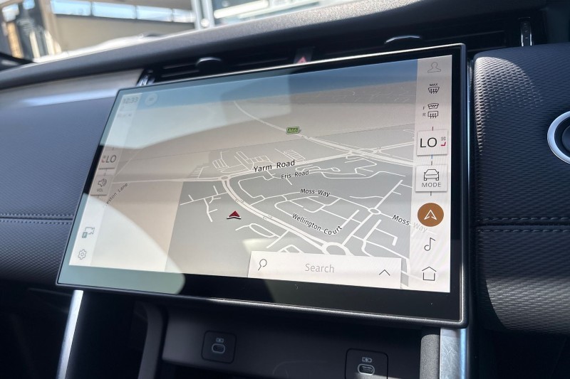 Used Land Rover Discovery Sport 2025 for sale - 78199153: Photo 12