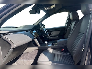 Used Land Rover Discovery Sport 2025 for sale - 78199153: Photo