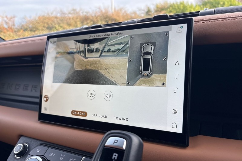 Used Land Rover Defender 2024 for sale - 76982195: Photo 12