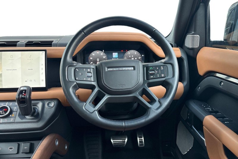 Used Land Rover Defender 2024 for sale - 76982195: Photo 15