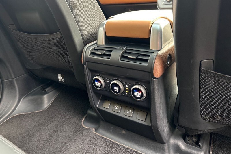 Used Land Rover Defender 2024 for sale - 76982195: Photo 18