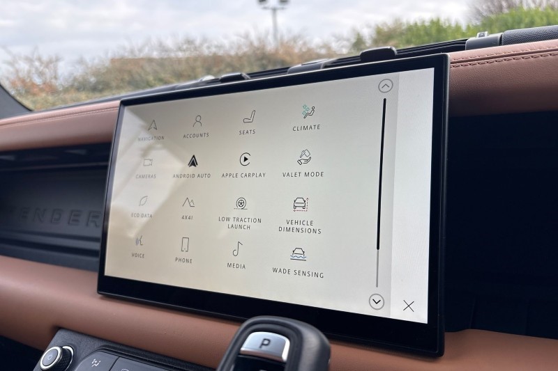 Used Land Rover Defender 2024 for sale - 76982195: Photo 34