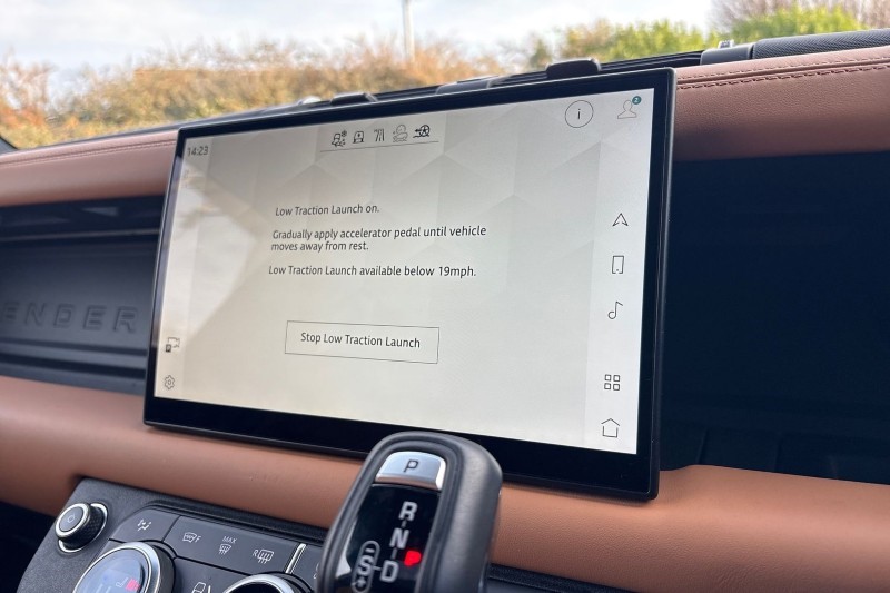 Used Land Rover Defender 2024 for sale - 76982195: Photo 40