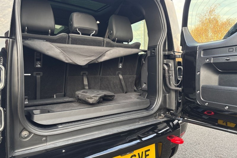 Used Land Rover Defender 2024 for sale - 76982195: Photo 43