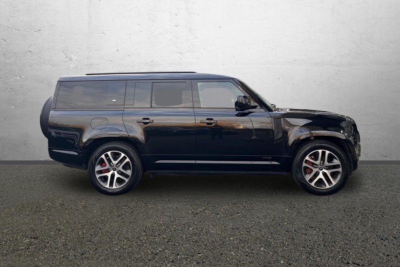 Used Land Rover Defender 2024 for sale - 76982195: Photo 5