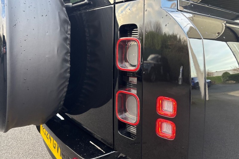 Used Land Rover Defender 2024 for sale - 76982195: Photo 51