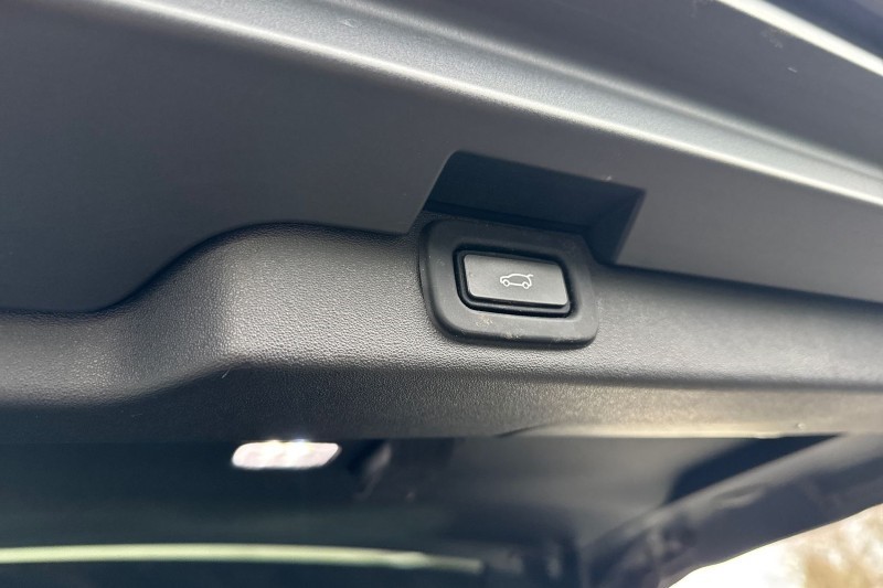 Used Land Rover Discovery 2022 for sale - 77261751: Photo 44