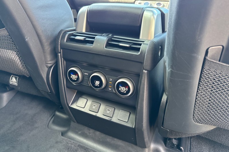 Used Land Rover Defender 2024 for sale - 77819295: Photo 18