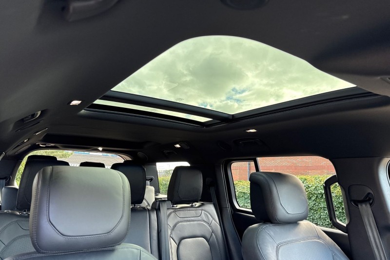 Used Land Rover Defender 2024 for sale - 77819295: Photo 21