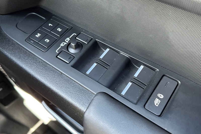 Used Land Rover Defender 2024 for sale - 77819295: Photo 24