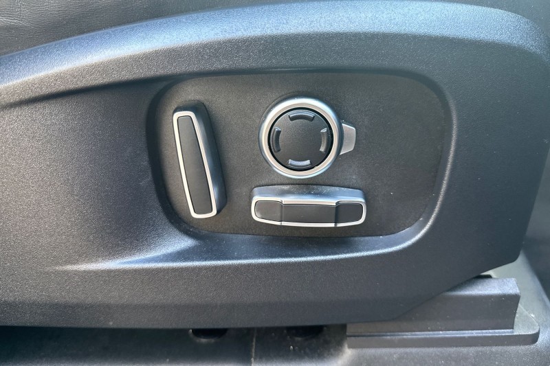 Used Land Rover Defender 2024 for sale - 77819295: Photo 25