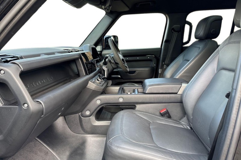 Used Land Rover Defender 2024 for sale - 77819295: Photo 3