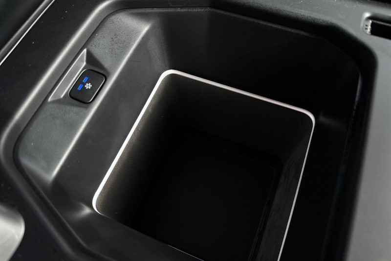 Used Land Rover Defender 2024 for sale - 77819295: Photo 40