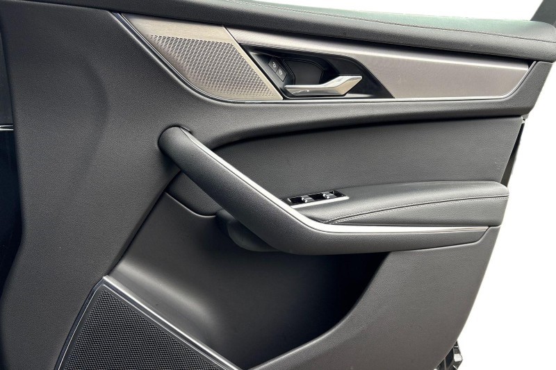 Used Jaguar F-Pace 2022 for sale - 76980873: Photo 23