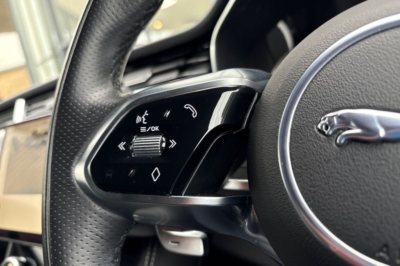 Used Jaguar F-Pace 2022 for sale - 76980873: Photo 29